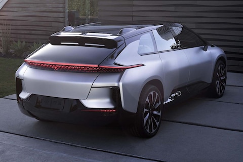 Faraday Future stuurt CEO de laan uit