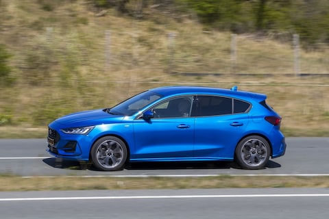 Ford Focus - AutoWeek Test