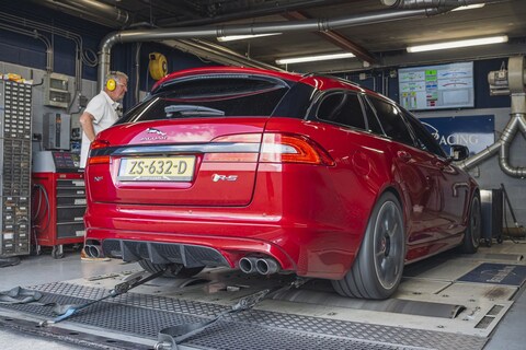 Op de rollenbank - Jaguar XFR-S