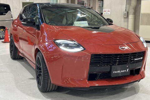 Nissan Fairlady X: Nissan Z en Murano in de blender