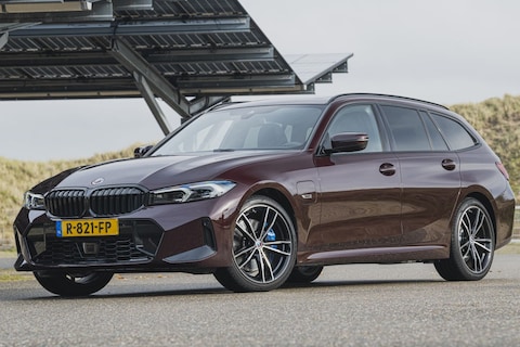 'Volgens de RDW is mijn geimporteerde BMW 330e twee jaar jonger dan hij is'