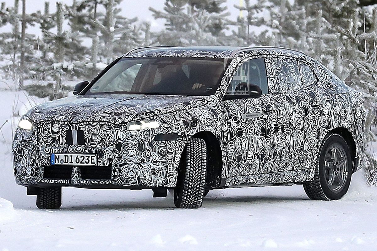Spyshots BMW iX2