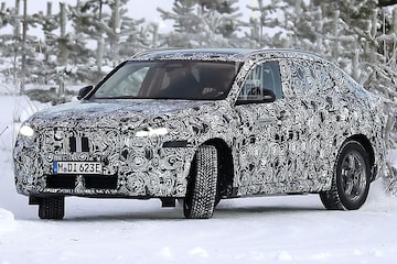 Spyshots BMW iX2