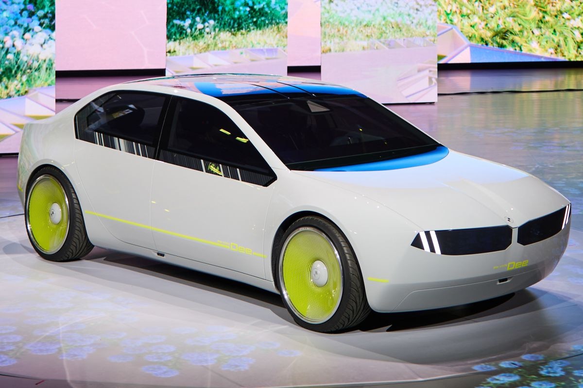 BMW i Vision Dee