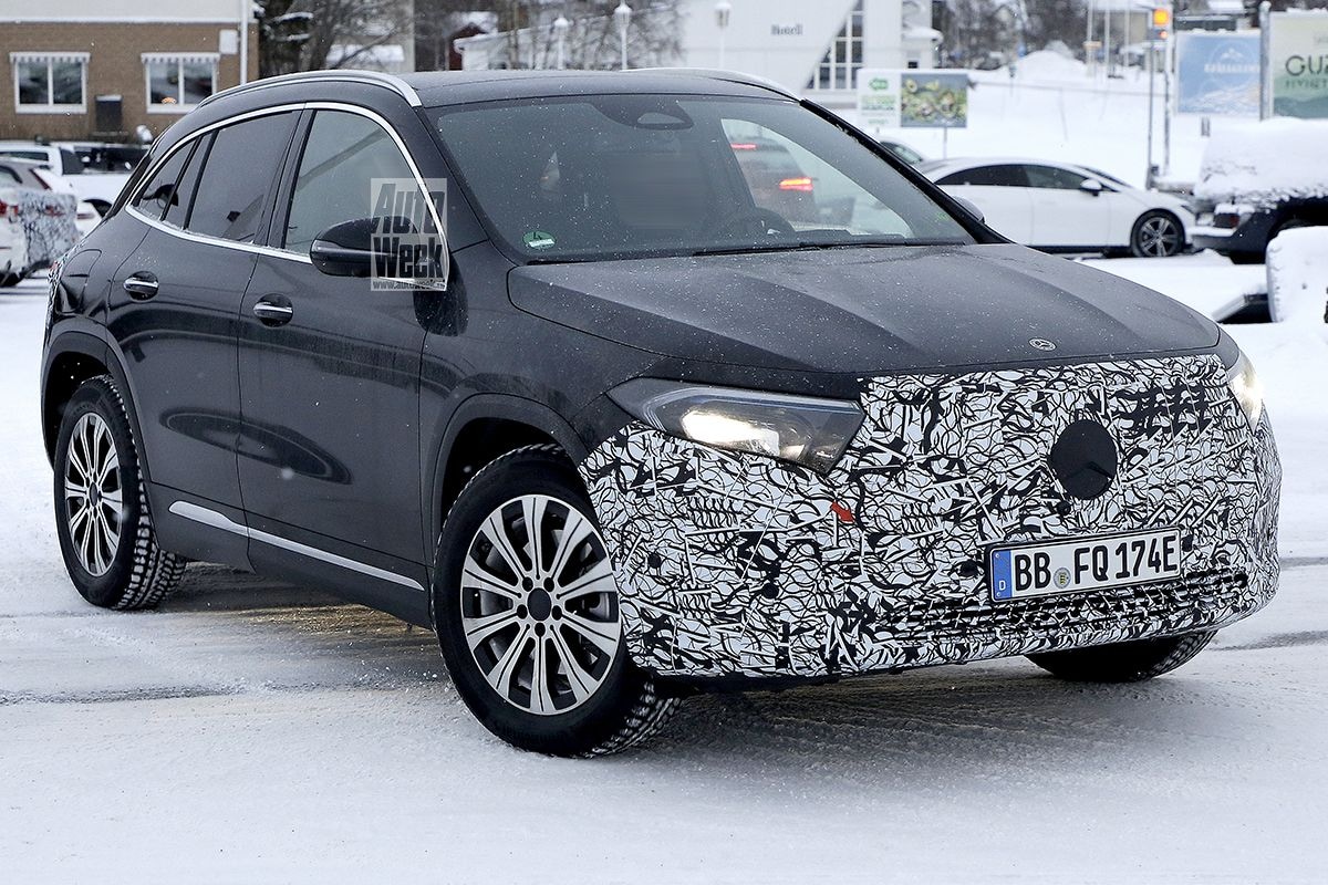 Spyshots Mercedes-Benz EQA