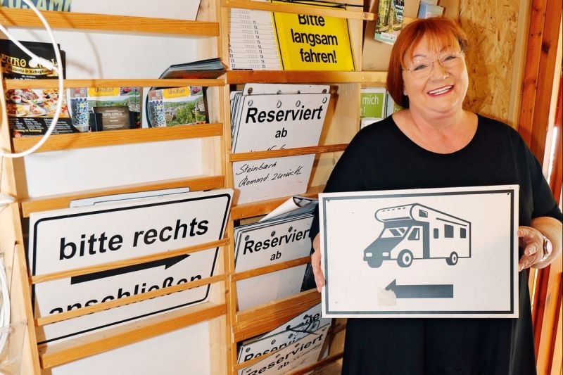 Campers in overstroomde Eifel gebieden Wohnmobilhafen Smila