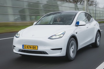Tesla Model Y RWD