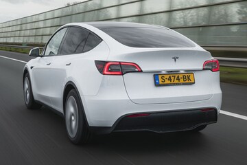 Tesla Model Y RWD