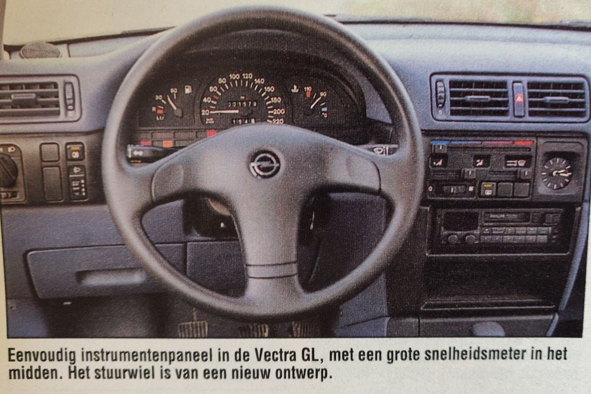 Opel Vectra (1993)