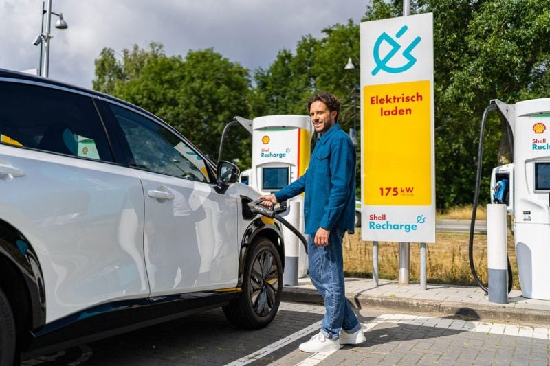 Shell advertorial (ON62316)