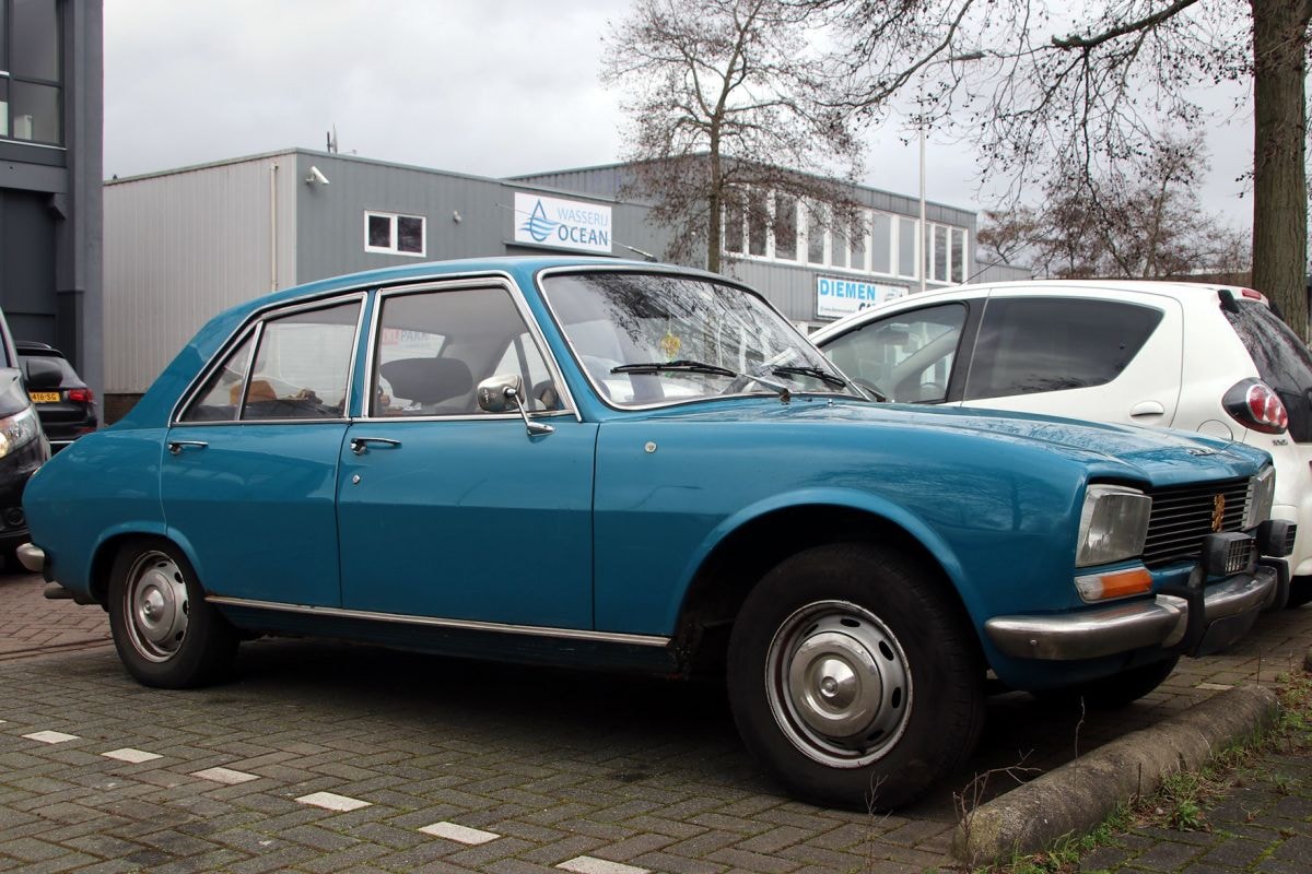 Peugeot 504