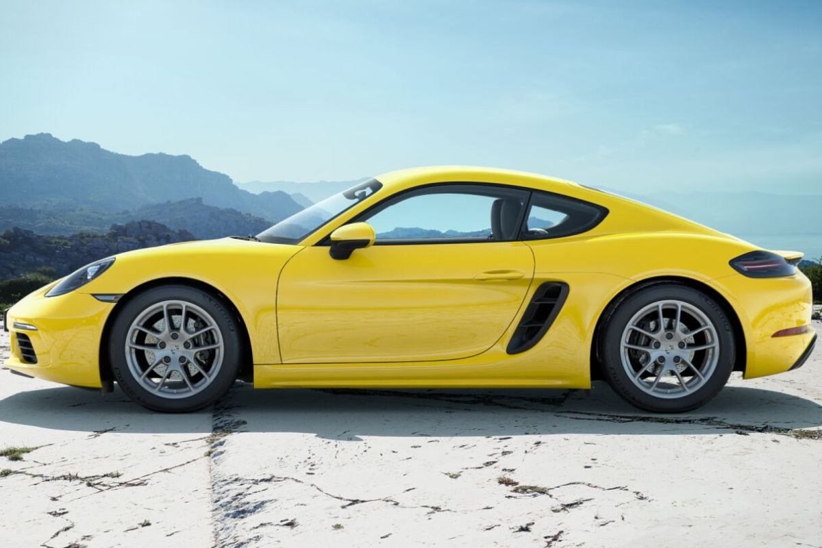 Porsche 718 Cayman Back to Basics