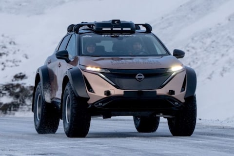 Nissan stuurt Ariya van Noordpool naar Zuidpool