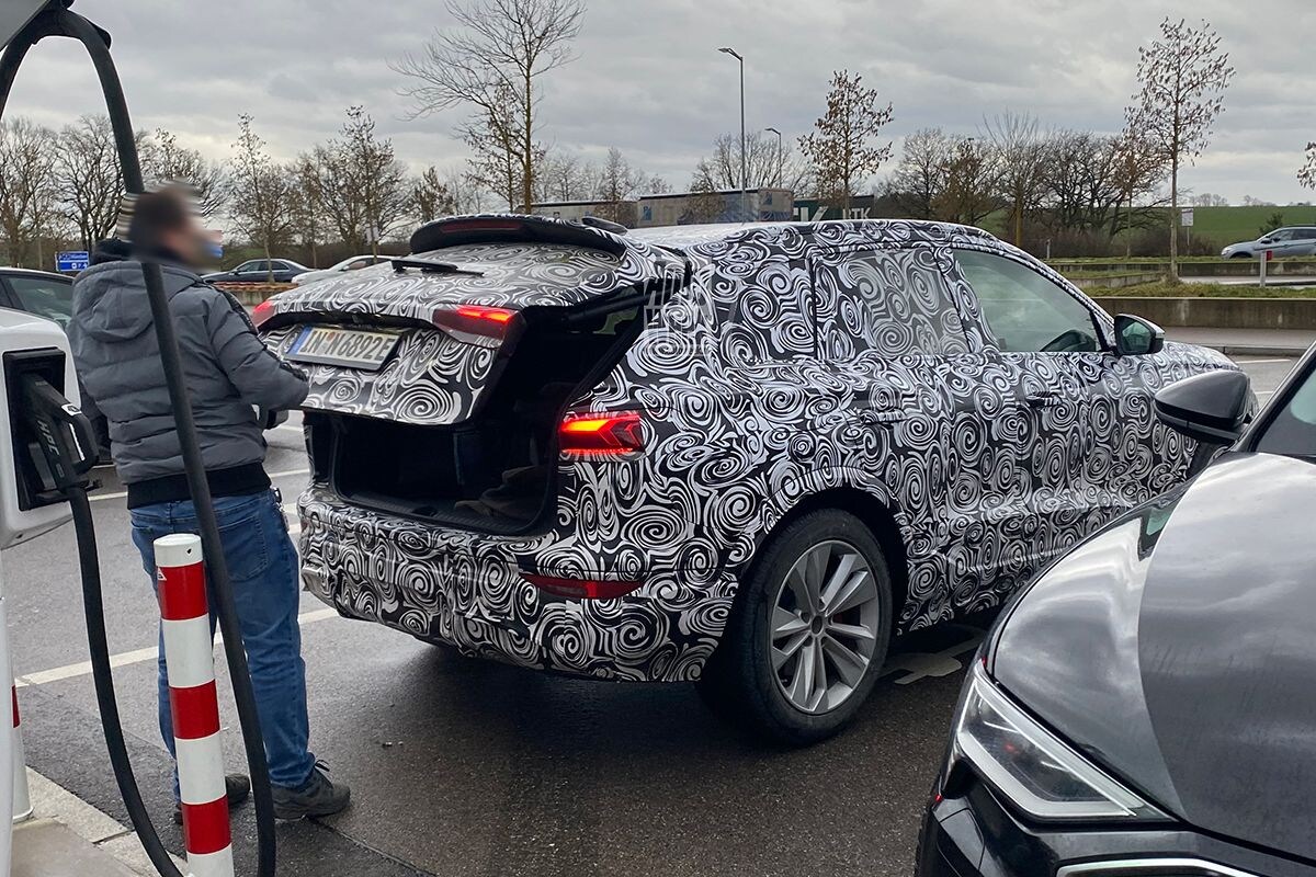Spyshots Audi Q6 e-tron