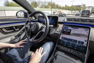 Mercedes-Benz Drive Pilot autopilot
