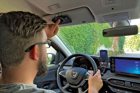 Test - Bluetooth handsfree kits voor de zonneklep