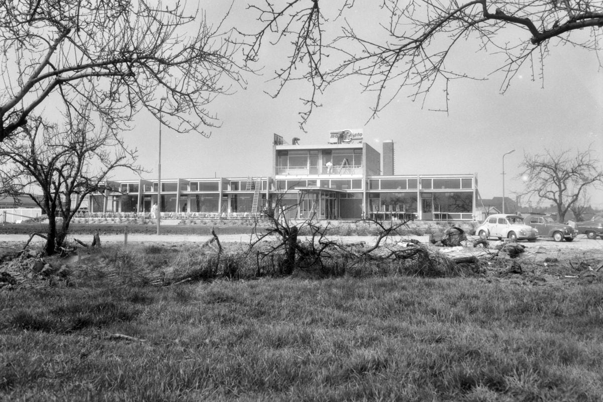 Eerste autosnelwegen Eerste wegrestaurant A12, Bunnik