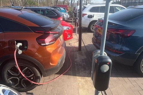'EV opladen blijkt heel regelmatig duurder dan verwacht'