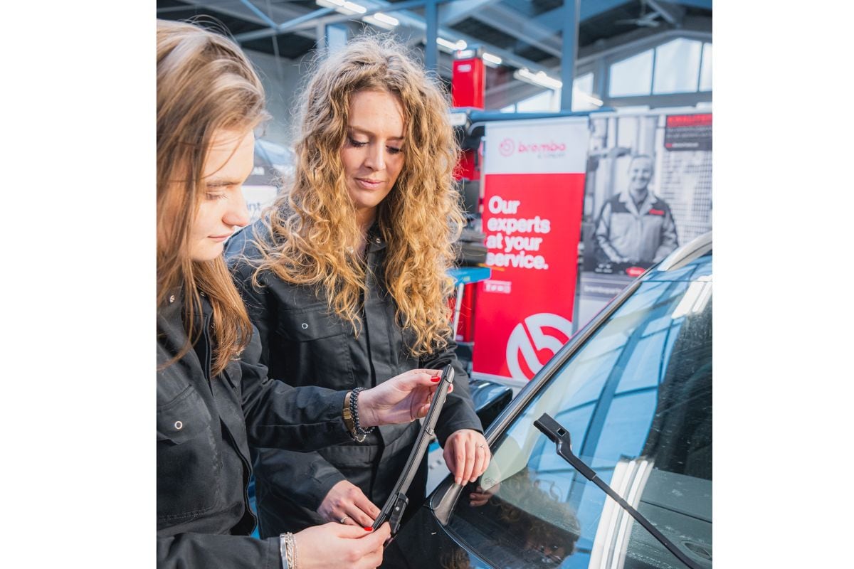 Zelf sleutelen - Ruitenwissers vervangen