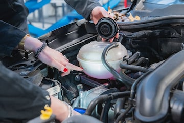 Zelf onderhoud doen - Koelvloeistof bijvullen