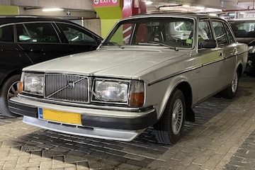Volvo 264