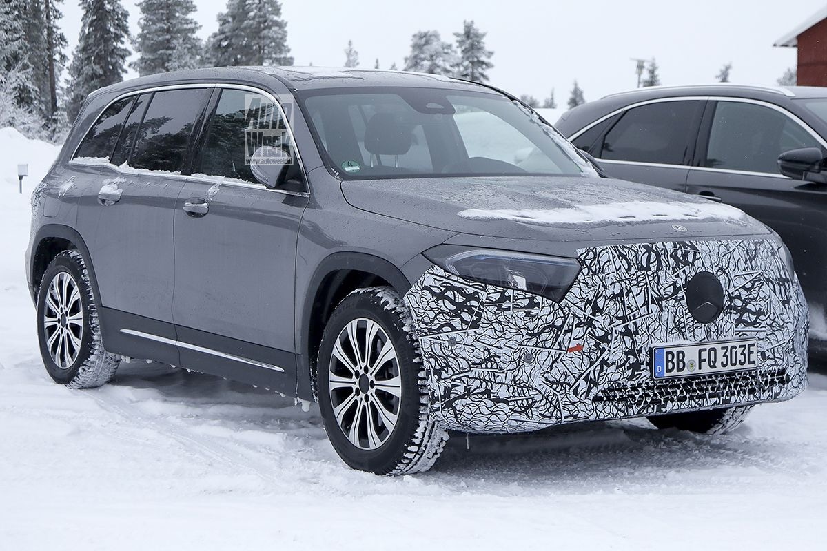 Spyshots Mercedes-Benz EQB