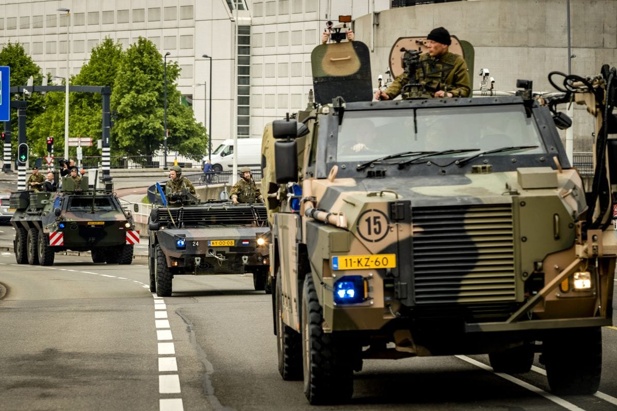 Militaire colonne (ANP)
