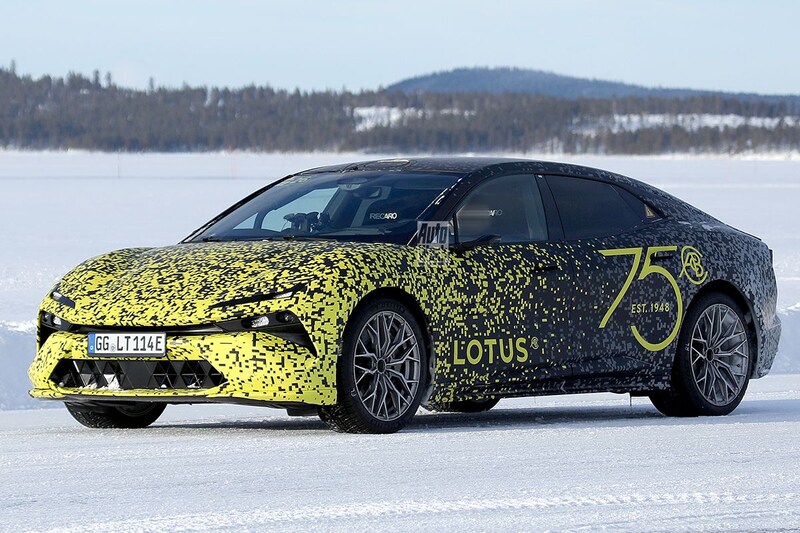 Spyshots Lotus sedan