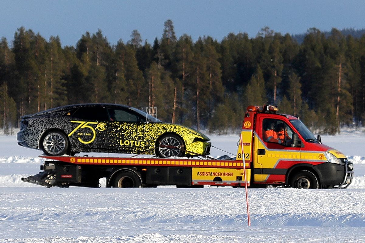 Spyshots Lotus sedan