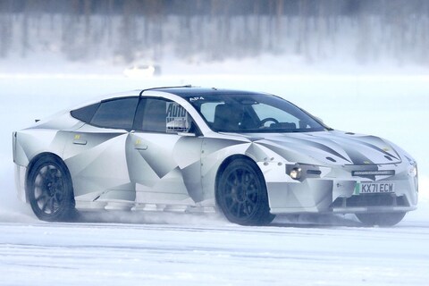 Polestar 5: nieuw elektrisch topmodel in de sneeuw