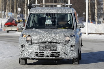 Ford Tourneo Courier spyshots