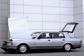 Mercedes-Benz Auto 2000