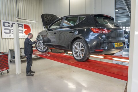 Seat Leon 1.6 TDI - 2013 - 441.036 km - Klokje Rond