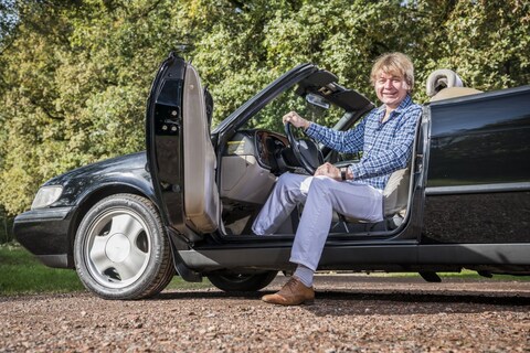 Martijn kocht voor 580 euro een Saab 900 Cabrio en maakt er nette youngtimer van