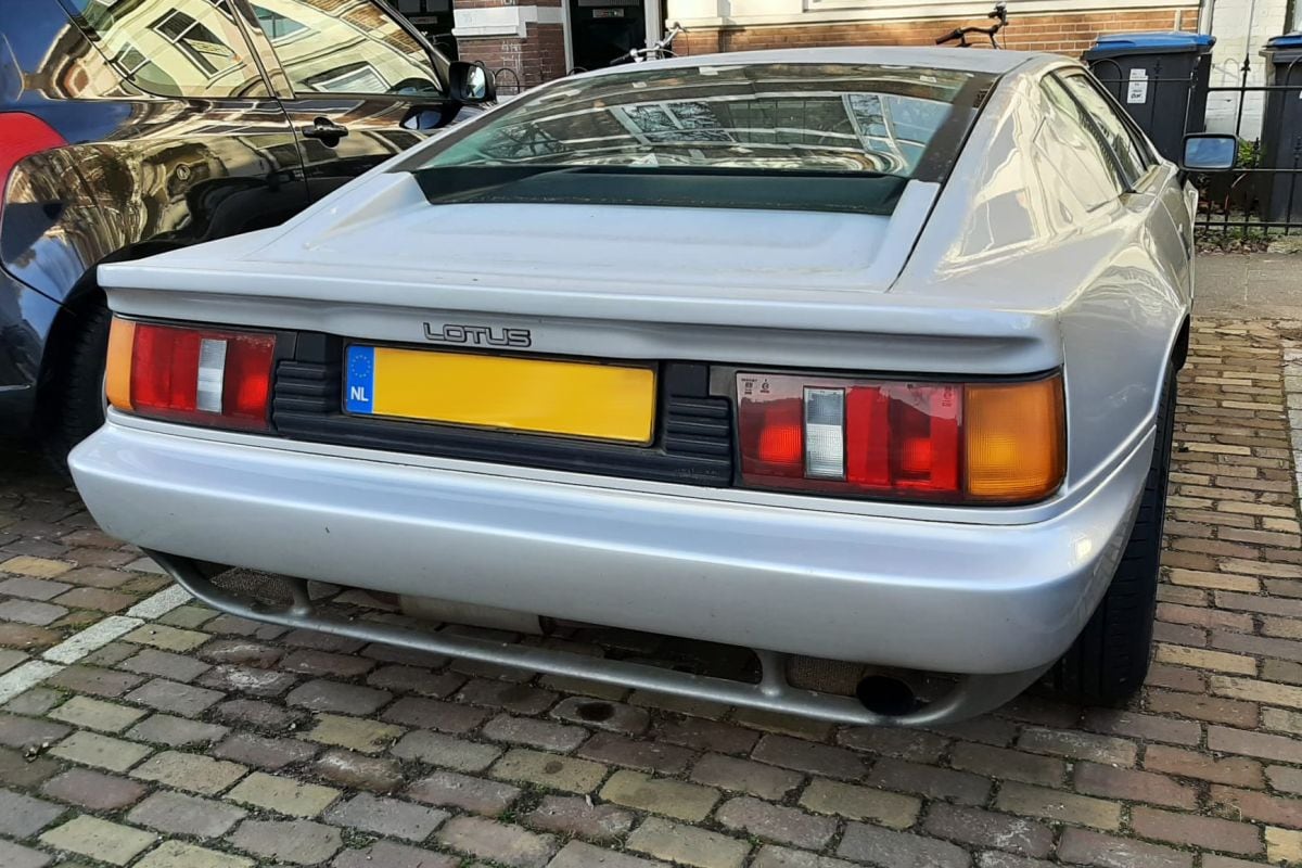 Lotus Esprit