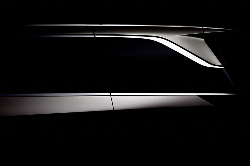 Lexus LM teaser