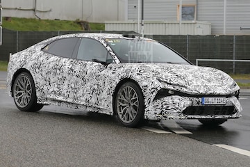 Lotus Envya spyshots