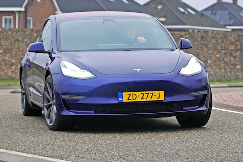 Tesla en Chinese autofabrikanten sluiten vrede in prijzenoorlog