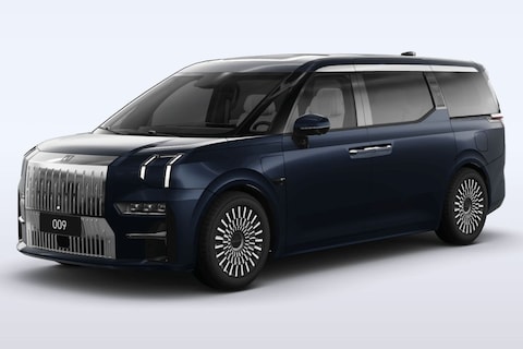 Zeekr's 100.000ste is 2.800 kilo zware elektrische MPV