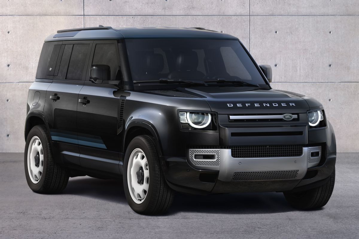 Land Rover Defender 110 Country