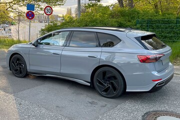 Spyshots Volkswagen ID7 Variant