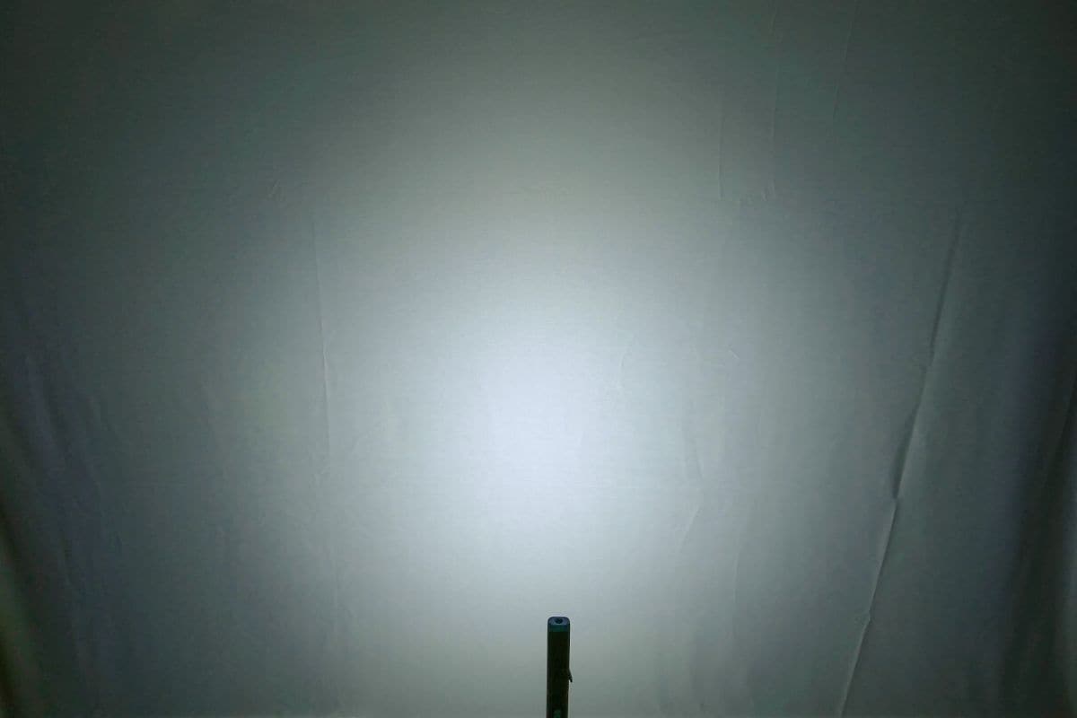 Werkplaatslampen test - Hazet lichtbeeld