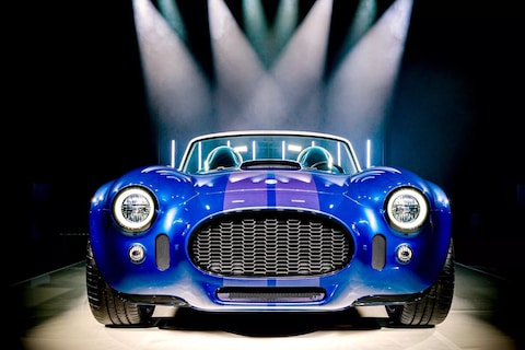 AC Cobra GT Roadster: gloednieuw, retro en bloedsnel