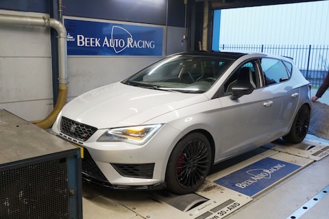 Seat Leon Cupra 280 - Op de Rollenbank