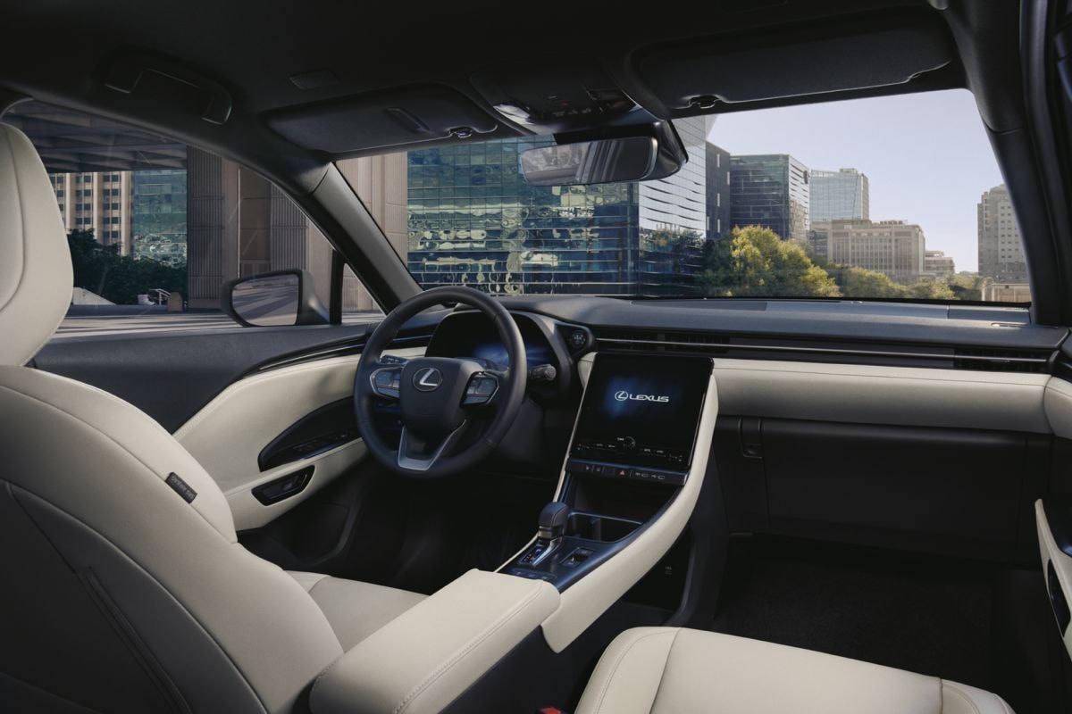 Lexus LBX