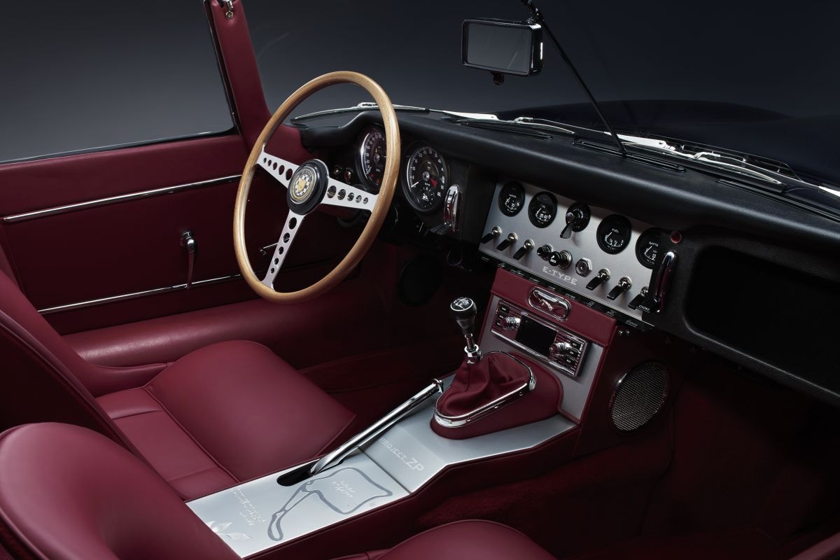 Jaguar E-type ZP Collection