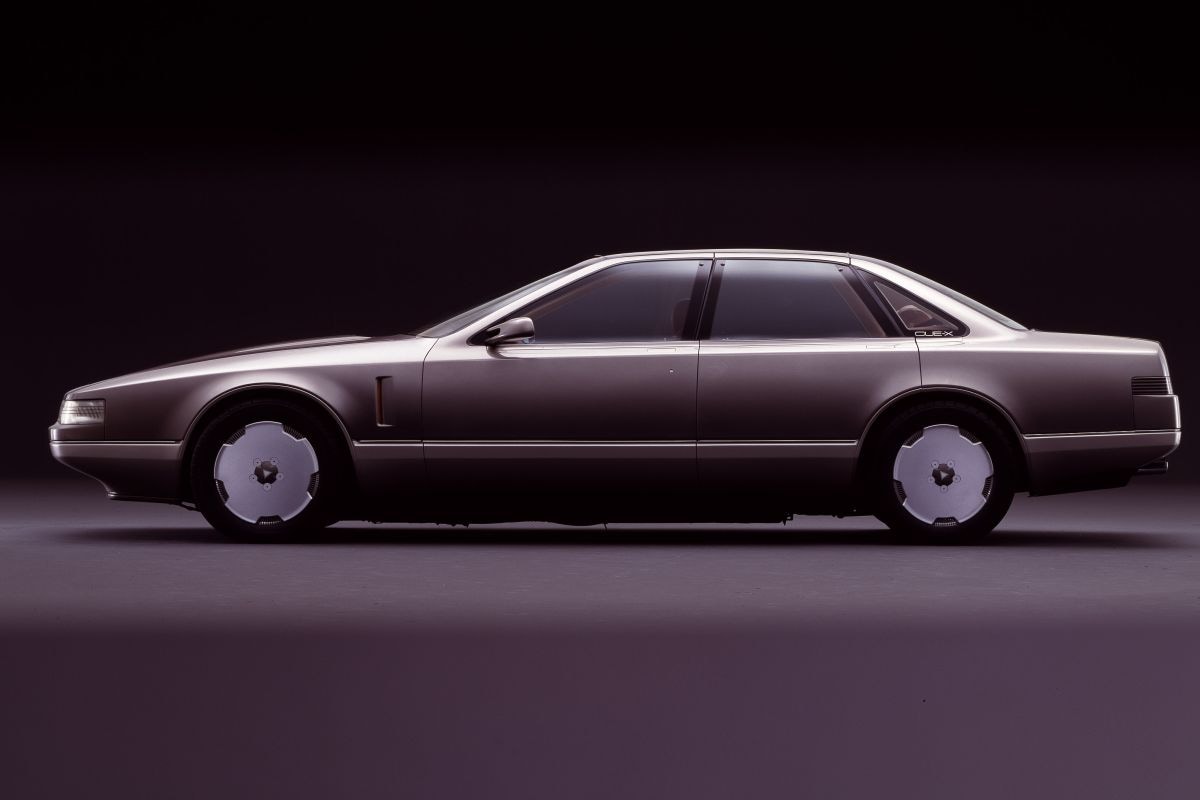 Nissan CUE-X