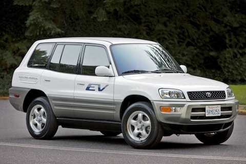 25 jaar geleden had Toyota ook al een elektrische SUV