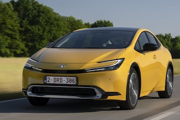 Toyota Prius PHEV 2023