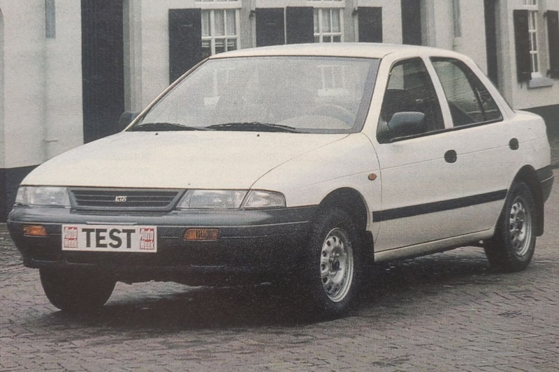 Kia Sephia